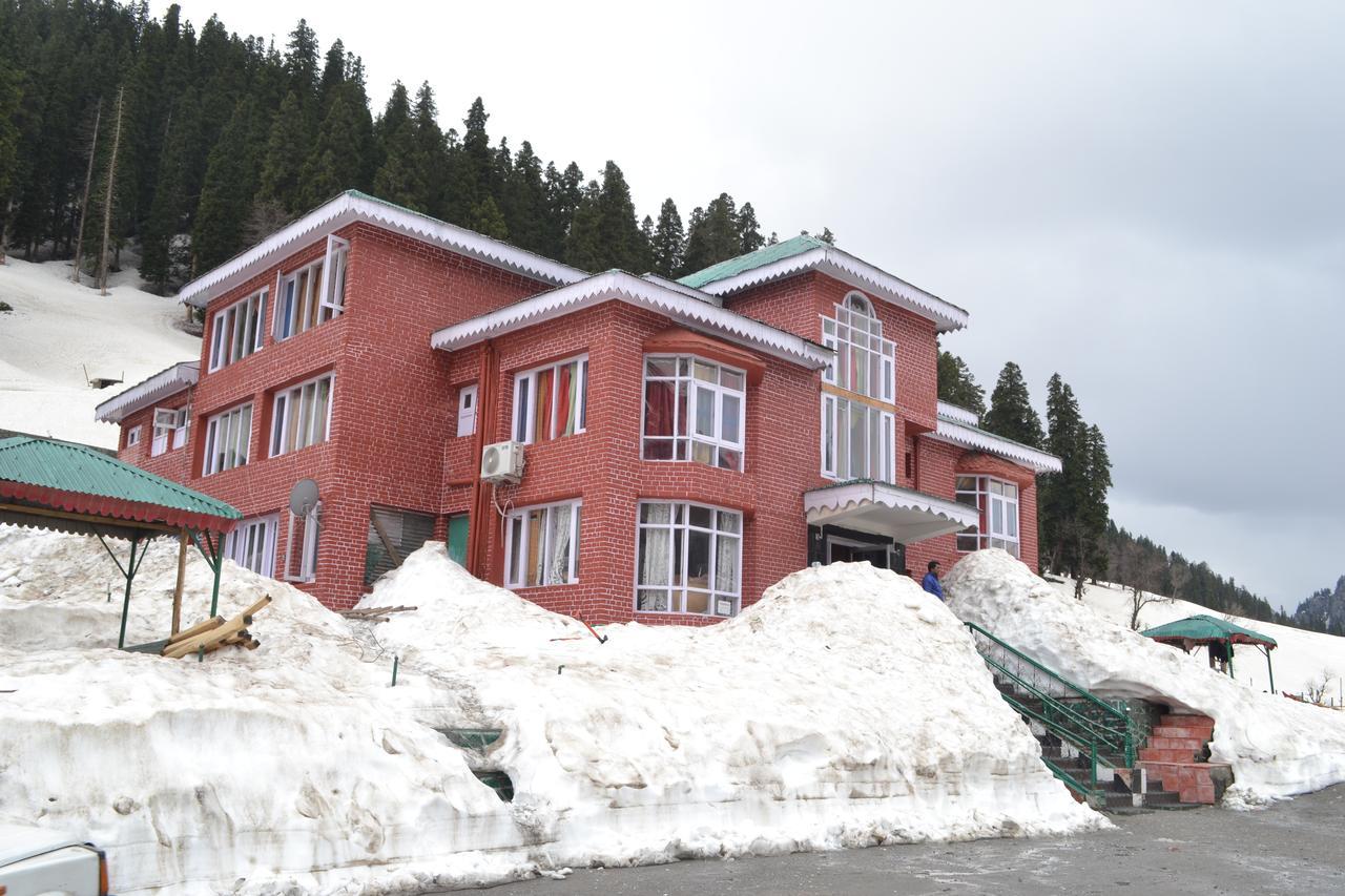 Hotel Glacier Heights Sonāmarg Exteriör bild
