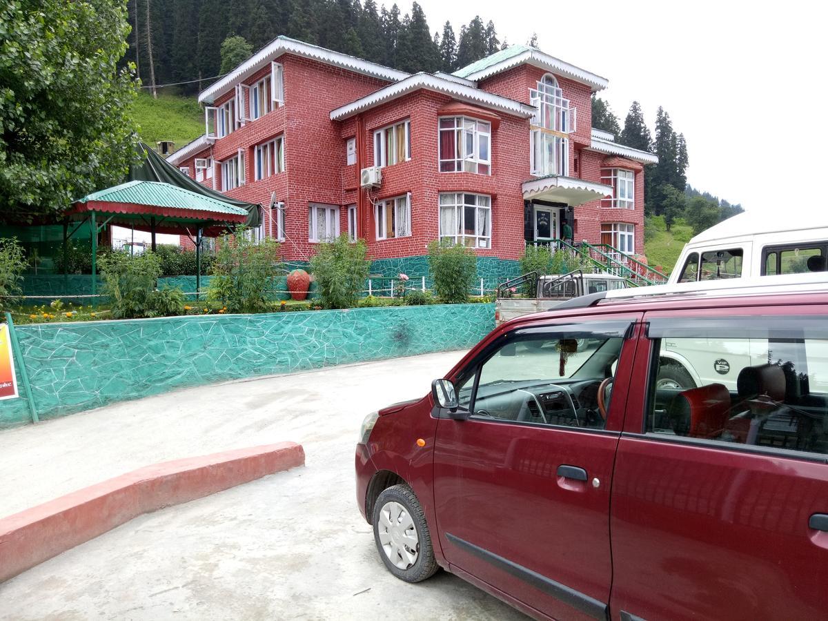 Hotel Glacier Heights Sonāmarg Exteriör bild
