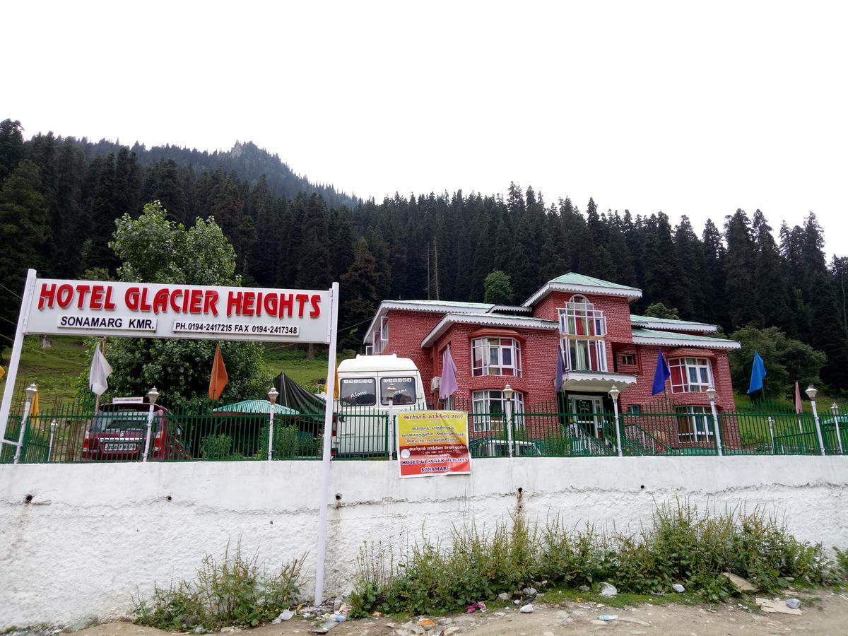Hotel Glacier Heights Sonāmarg Exteriör bild